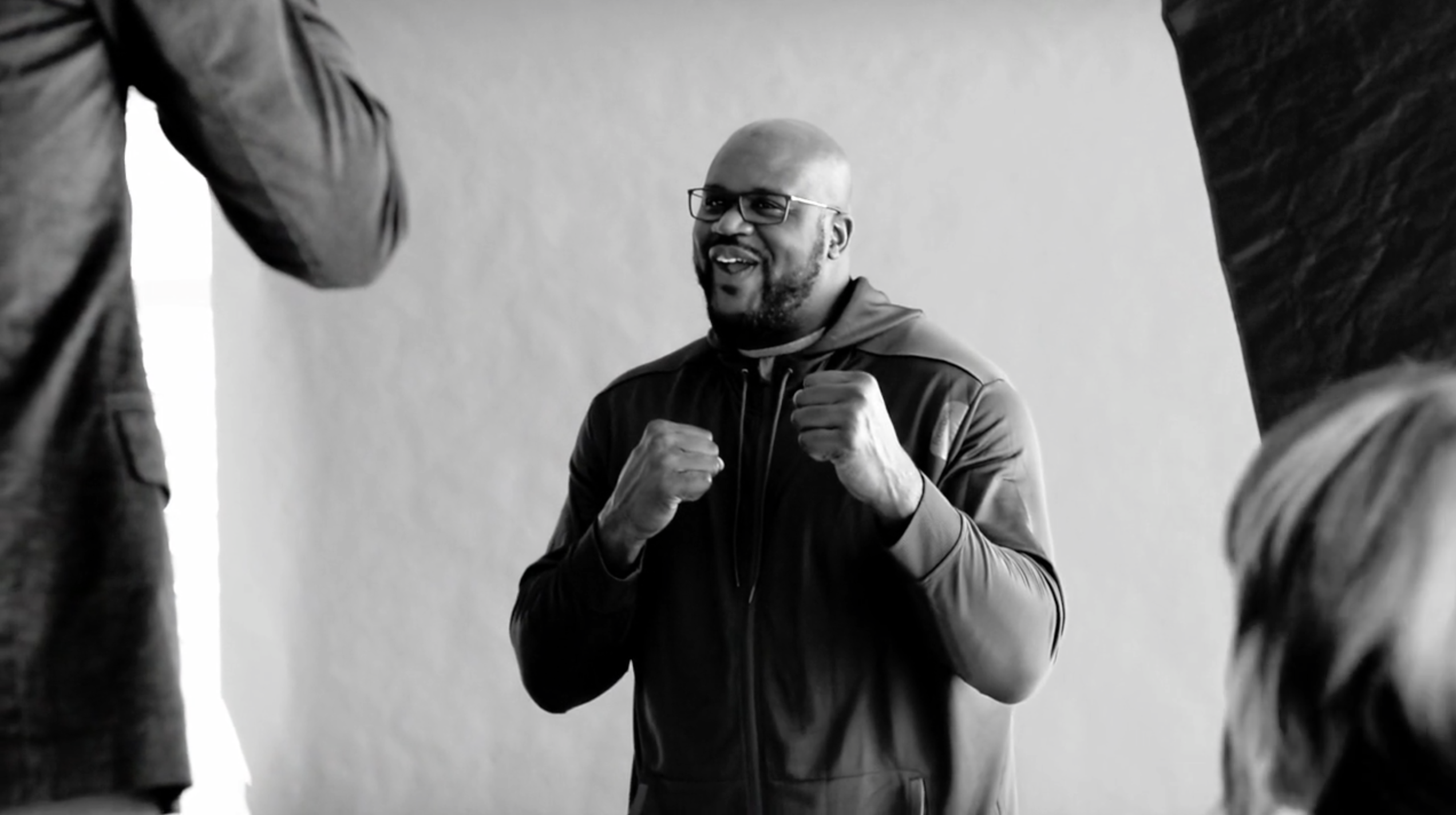 L'ex-basketteur Shaquille O'Neal dévoile sa collection de lunettes